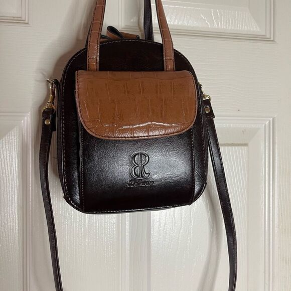 Belle Rose leather two tone brown and tan purse/crossbody bag. - Picture 7 of 11